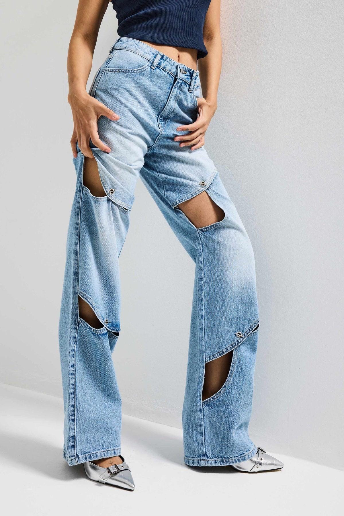 Deconstructed Curved Panel Wide Leg Jeans - Image 3